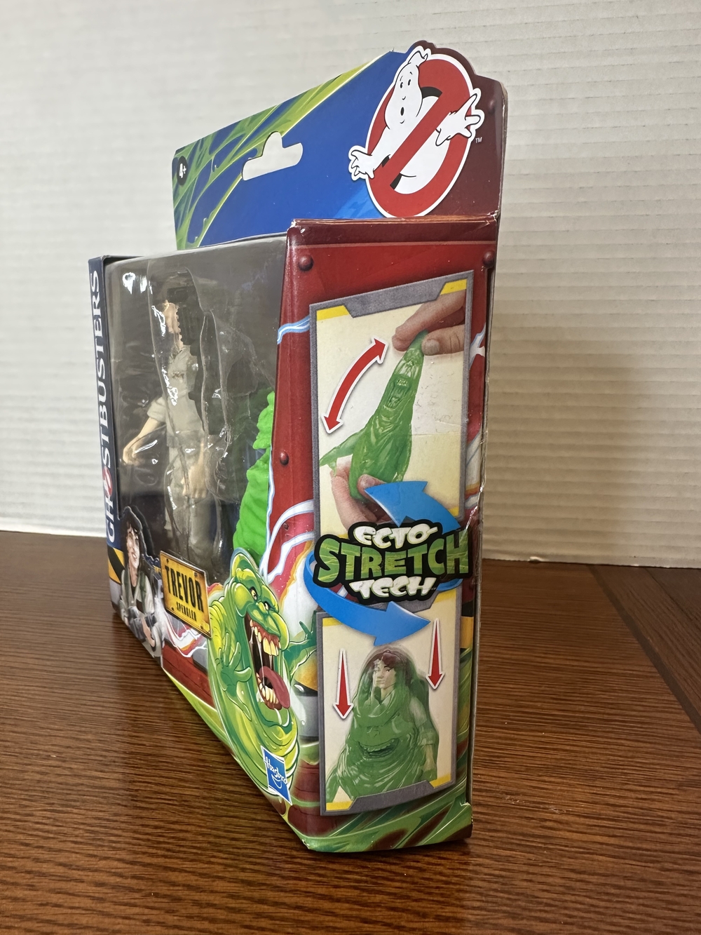 Ghostbusters Trevor Spengler Action Figure with Slimer - Picture 3 of 5